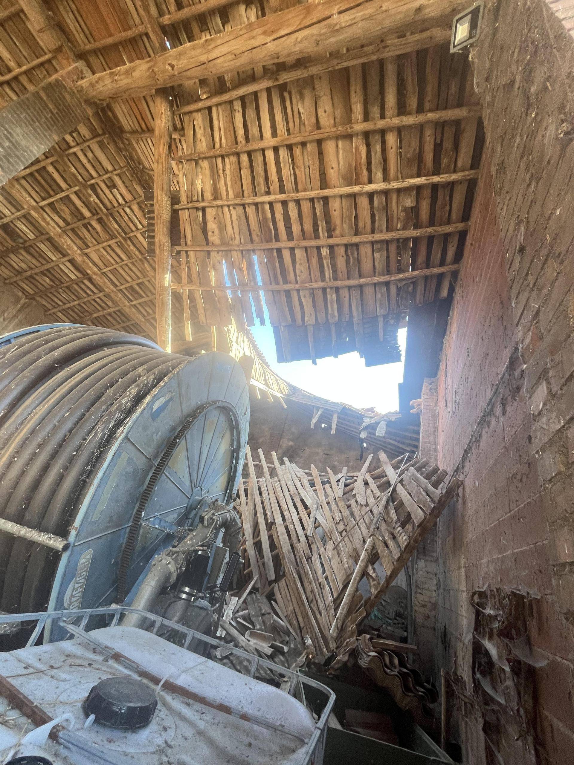 Ricostruzione copertura crollata